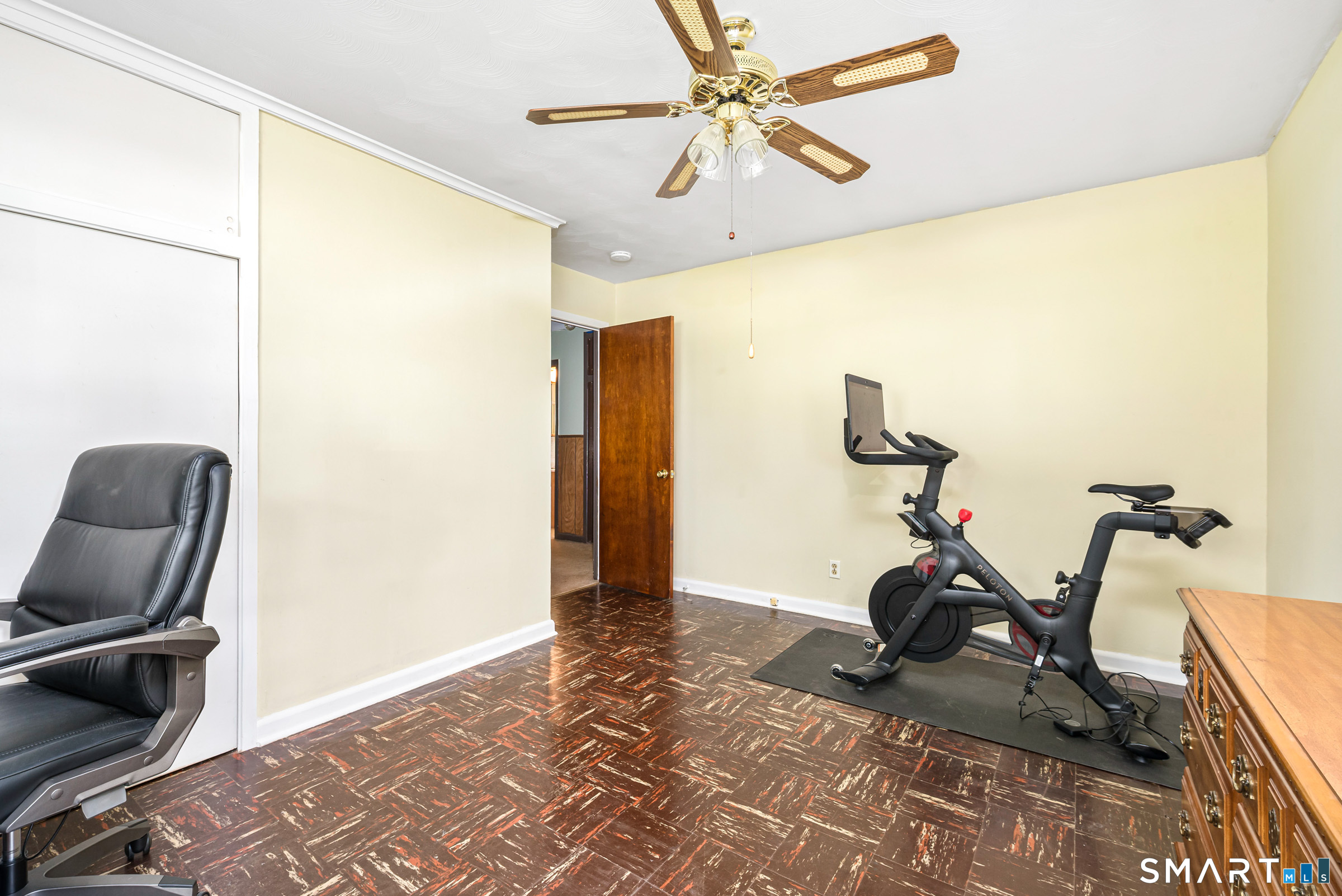 7 Weymouth Drive Enfield CT 06082