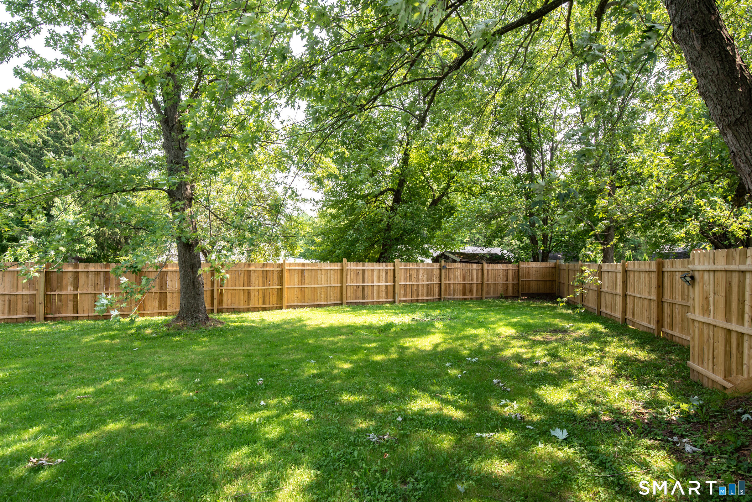 7 Weymouth Drive Enfield CT 06082