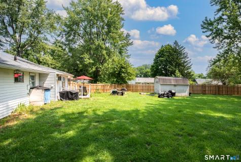 7 Weymouth Drive Enfield CT 06082