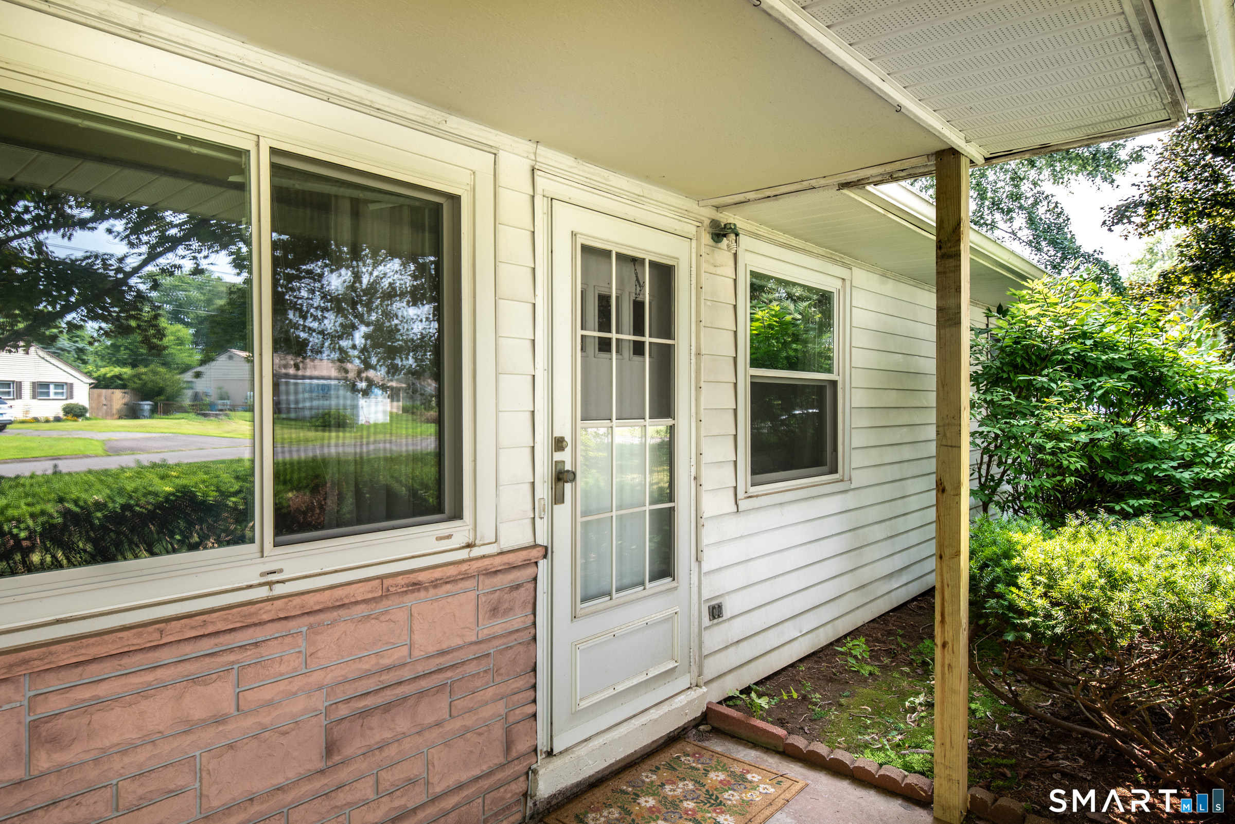 7 Weymouth Drive Enfield CT 06082