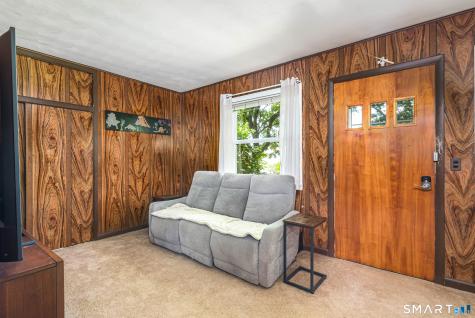 7 Weymouth Drive Enfield CT 06082