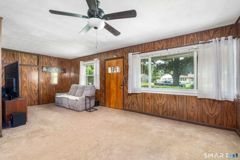 7 Weymouth Drive Enfield CT 06082