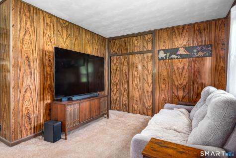 7 Weymouth Drive Enfield CT 06082