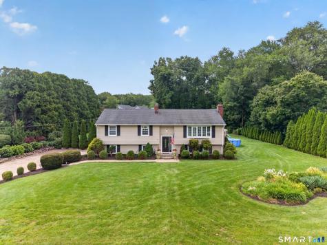 23 Applewood Drive Shelton CT 06484