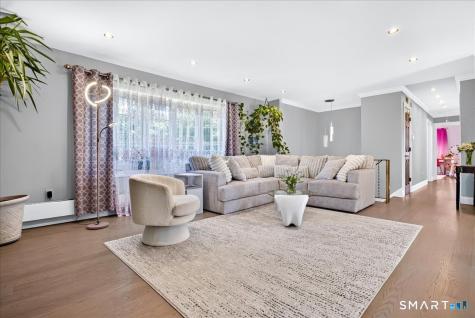 23 Applewood Drive Shelton CT 06484