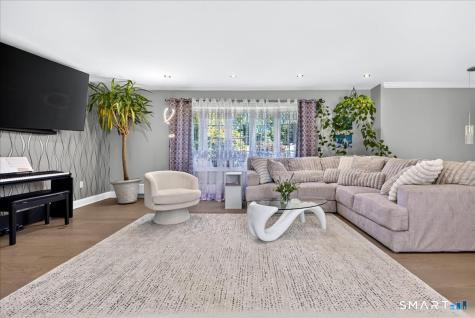 23 Applewood Drive Shelton CT 06484