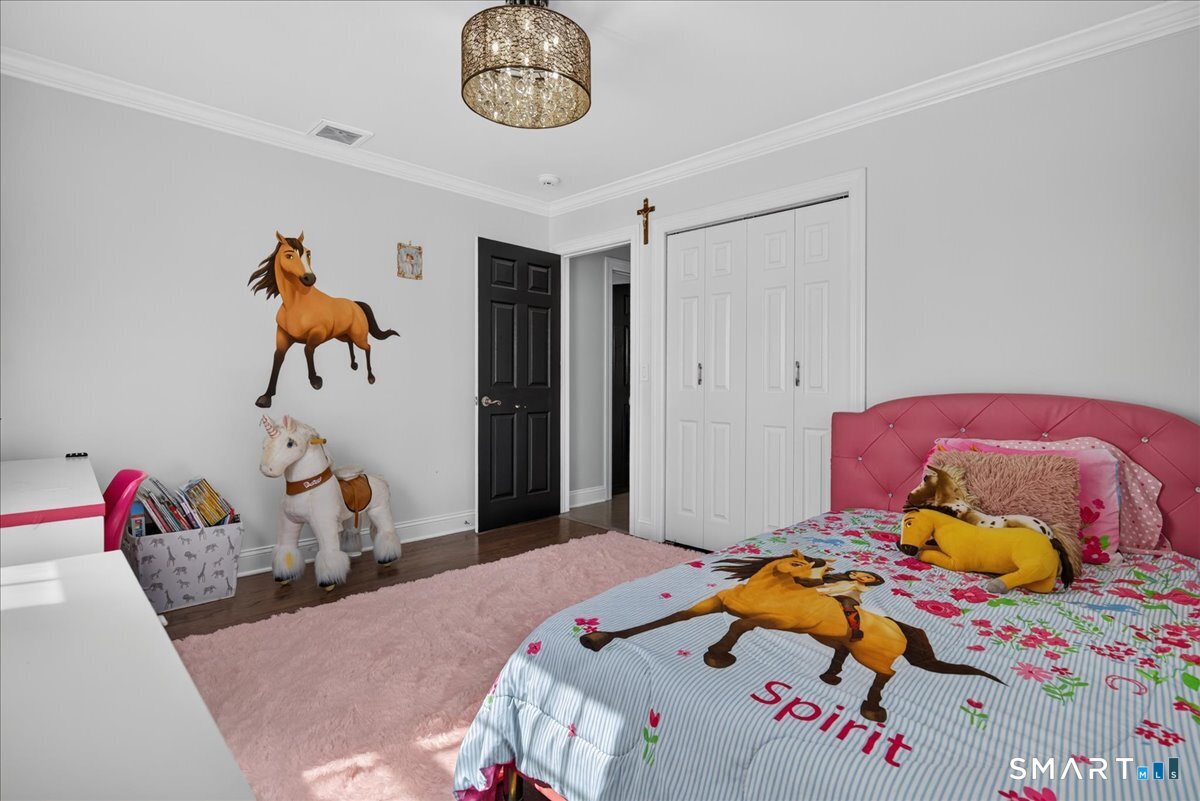 23 Applewood Drive Shelton CT 06484