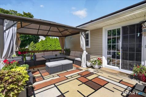 23 Applewood Drive Shelton CT 06484