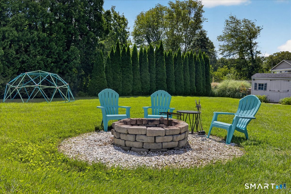 23 Applewood Drive Shelton CT 06484