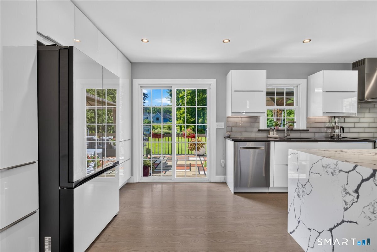 23 Applewood Drive Shelton CT 06484