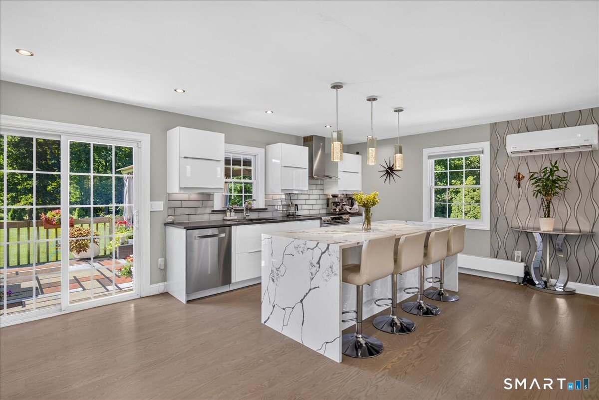23 Applewood Drive Shelton CT 06484