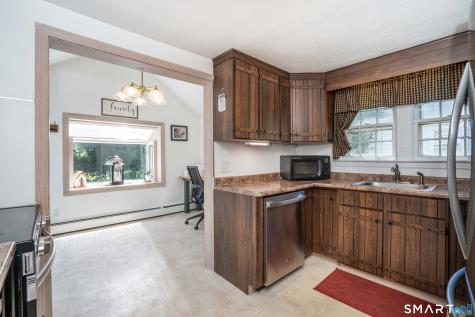 1924 Main Street East Hartford CT 06108