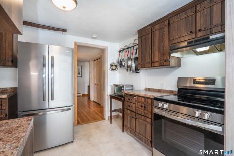 1924 Main Street East Hartford CT 06108
