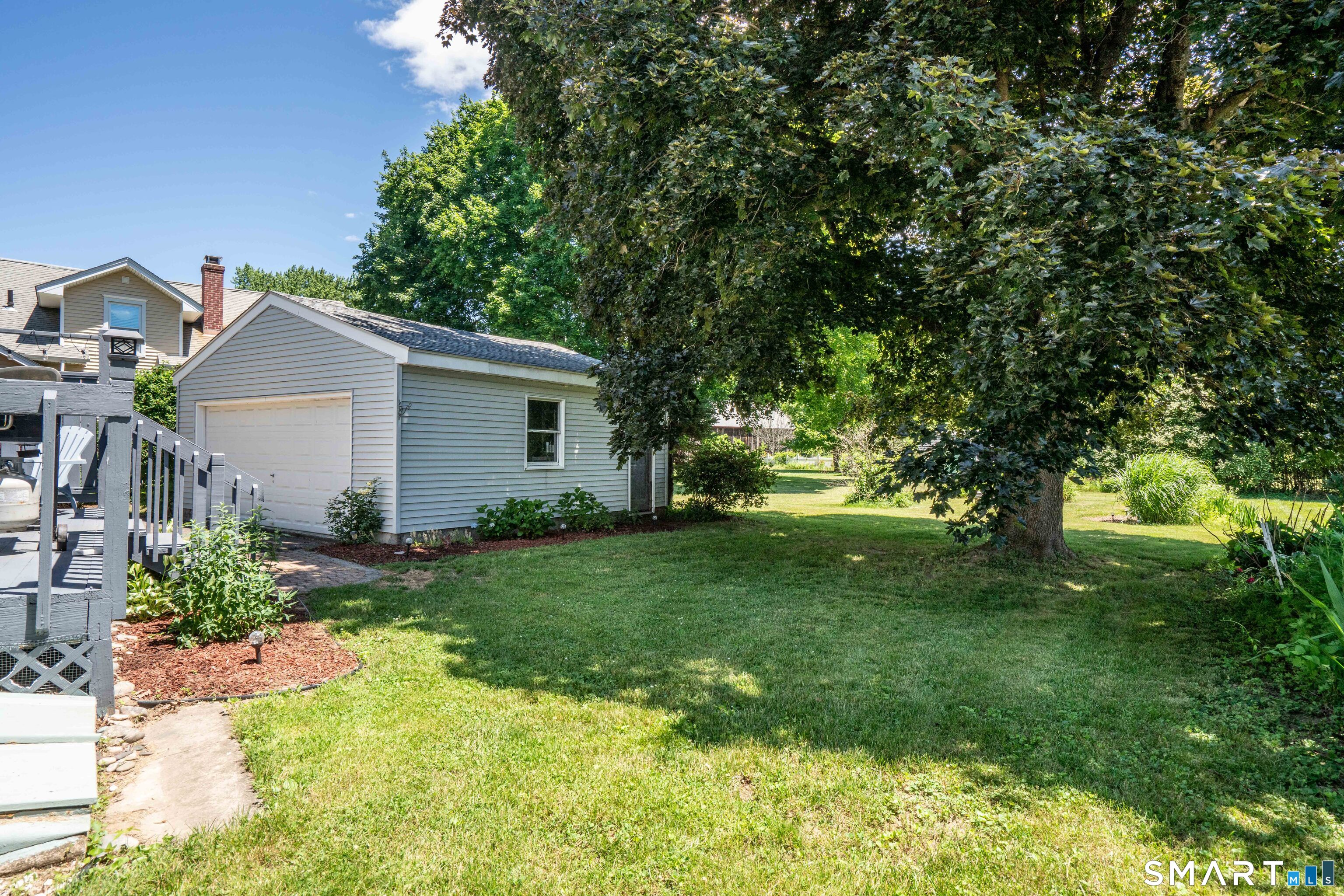 1924 Main Street East Hartford CT 06108