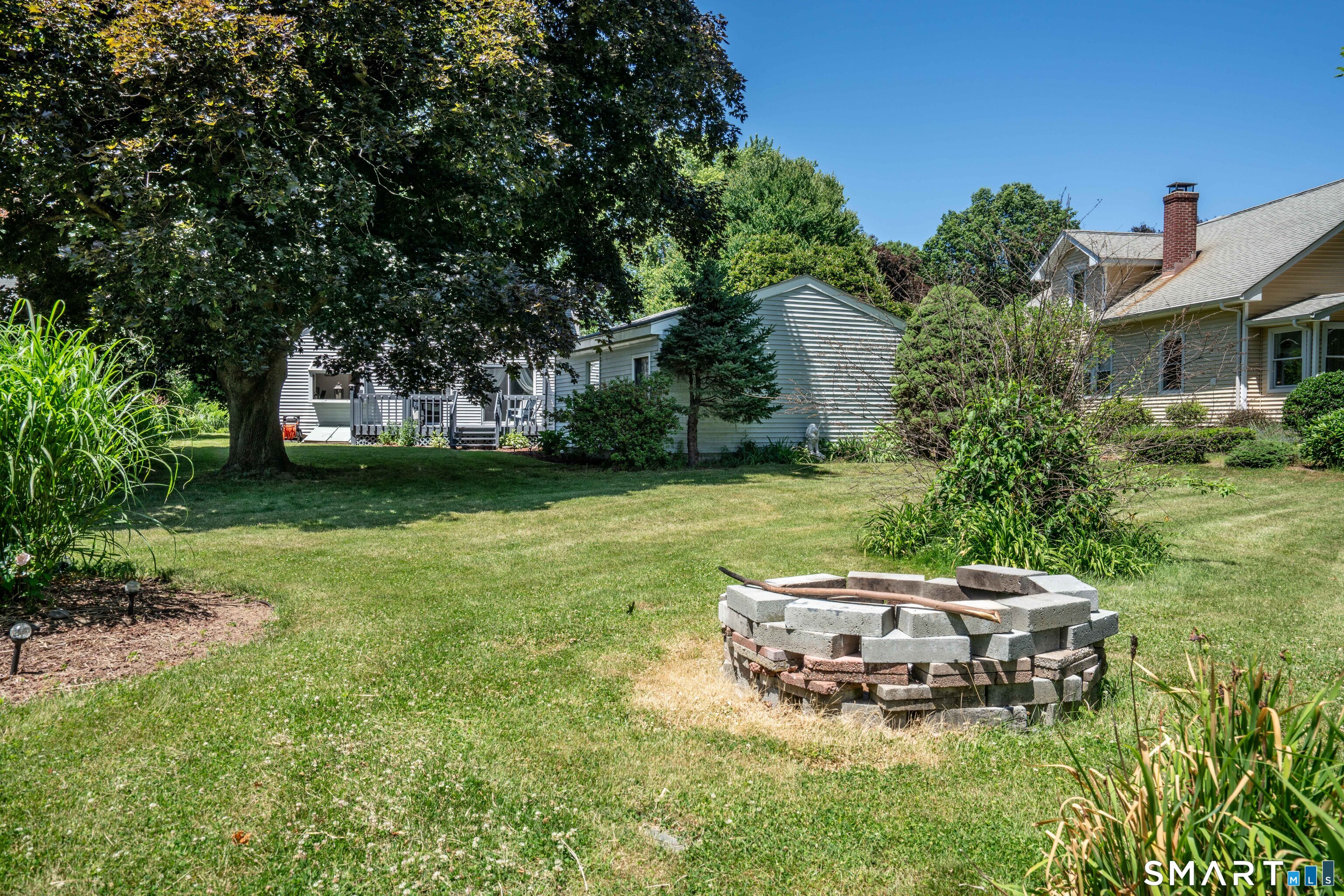 1924 Main Street East Hartford CT 06108