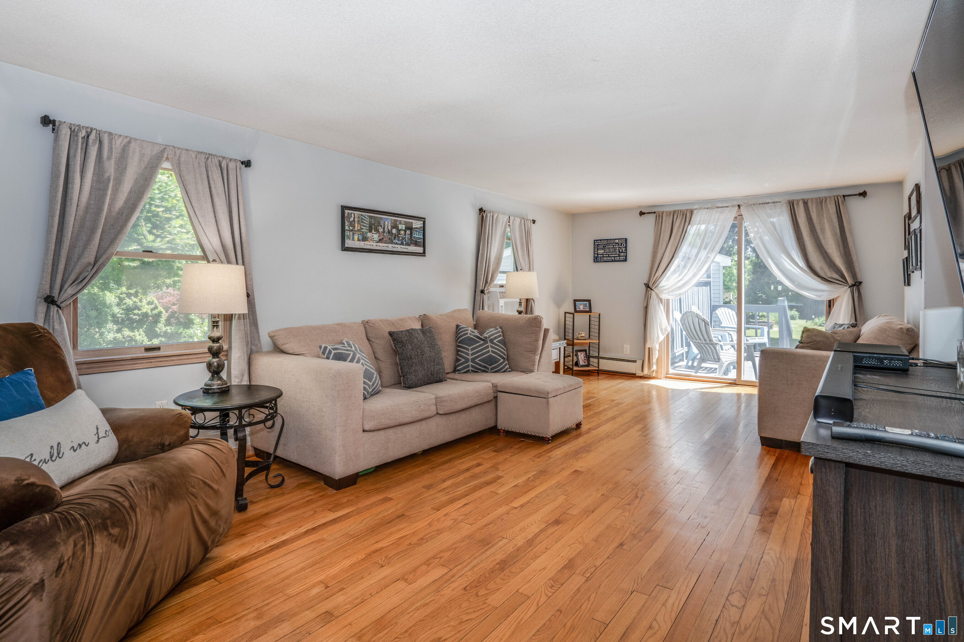 1924 Main Street East Hartford CT 06108