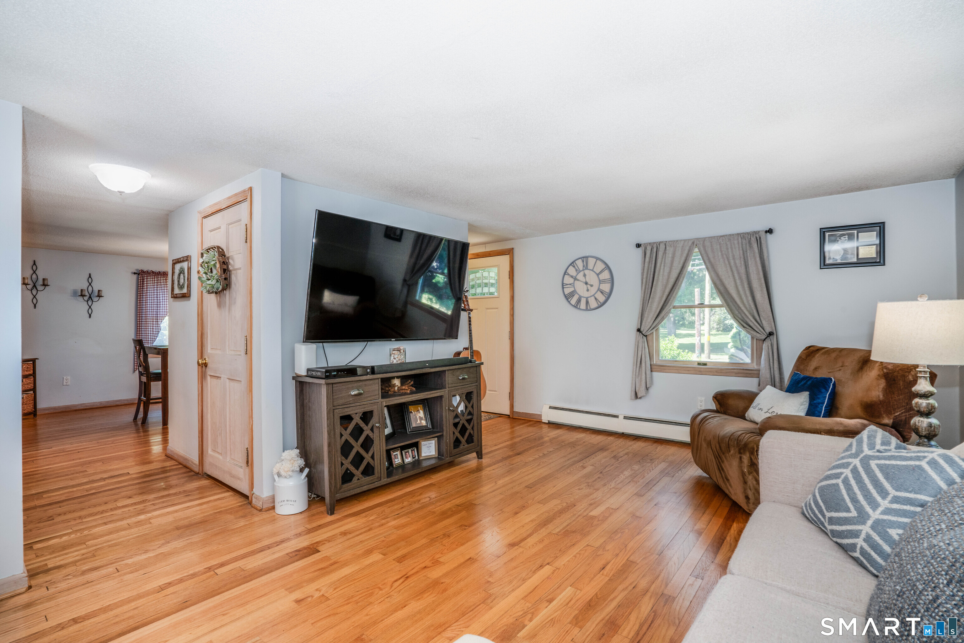 1924 Main Street East Hartford CT 06108