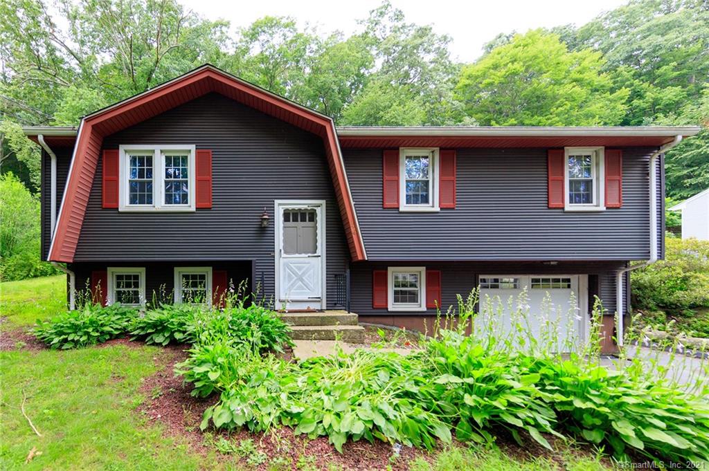46 Sabin Street Putnam CT 06260