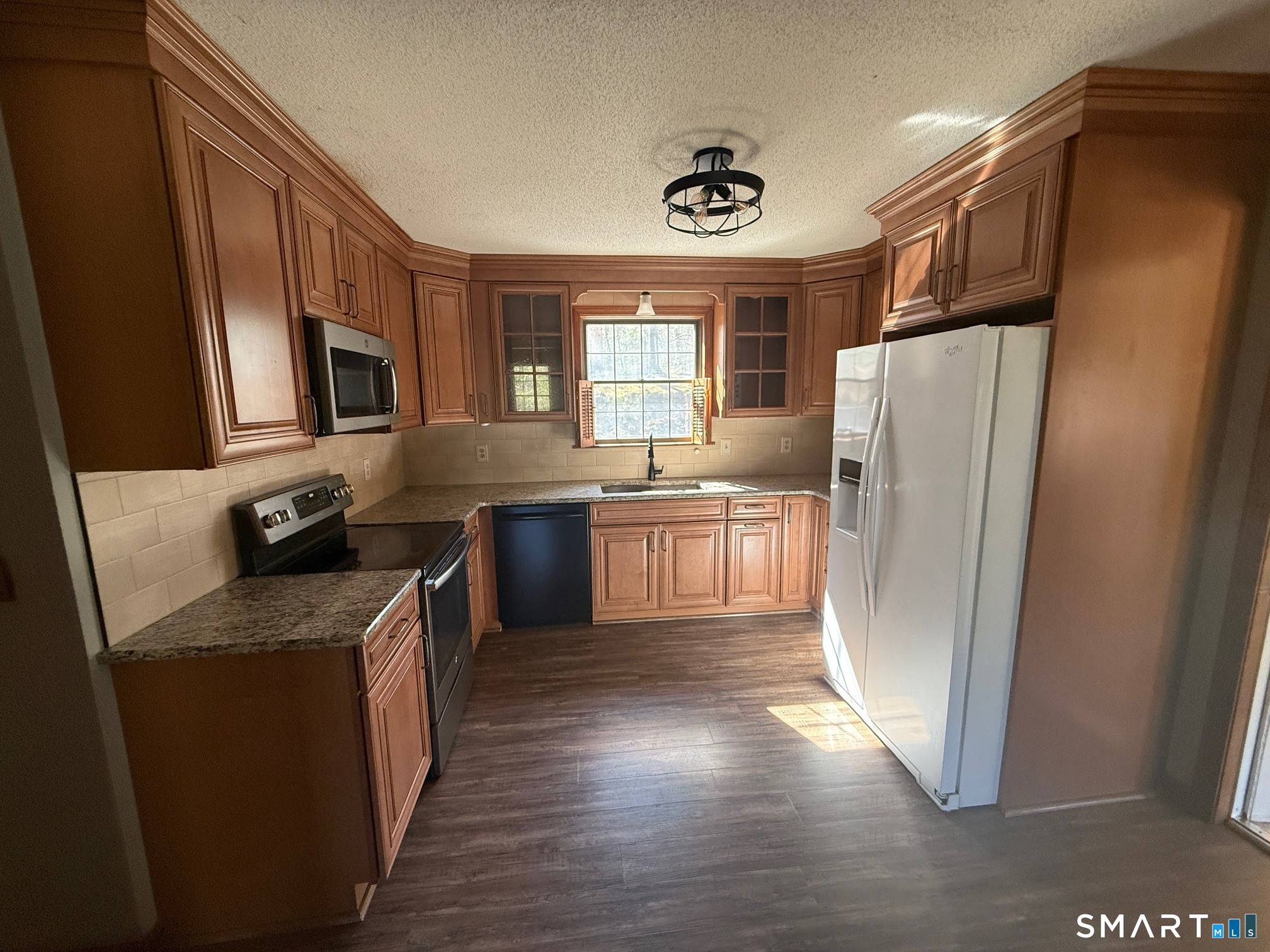 1 Whitney Road Columbia CT 06237