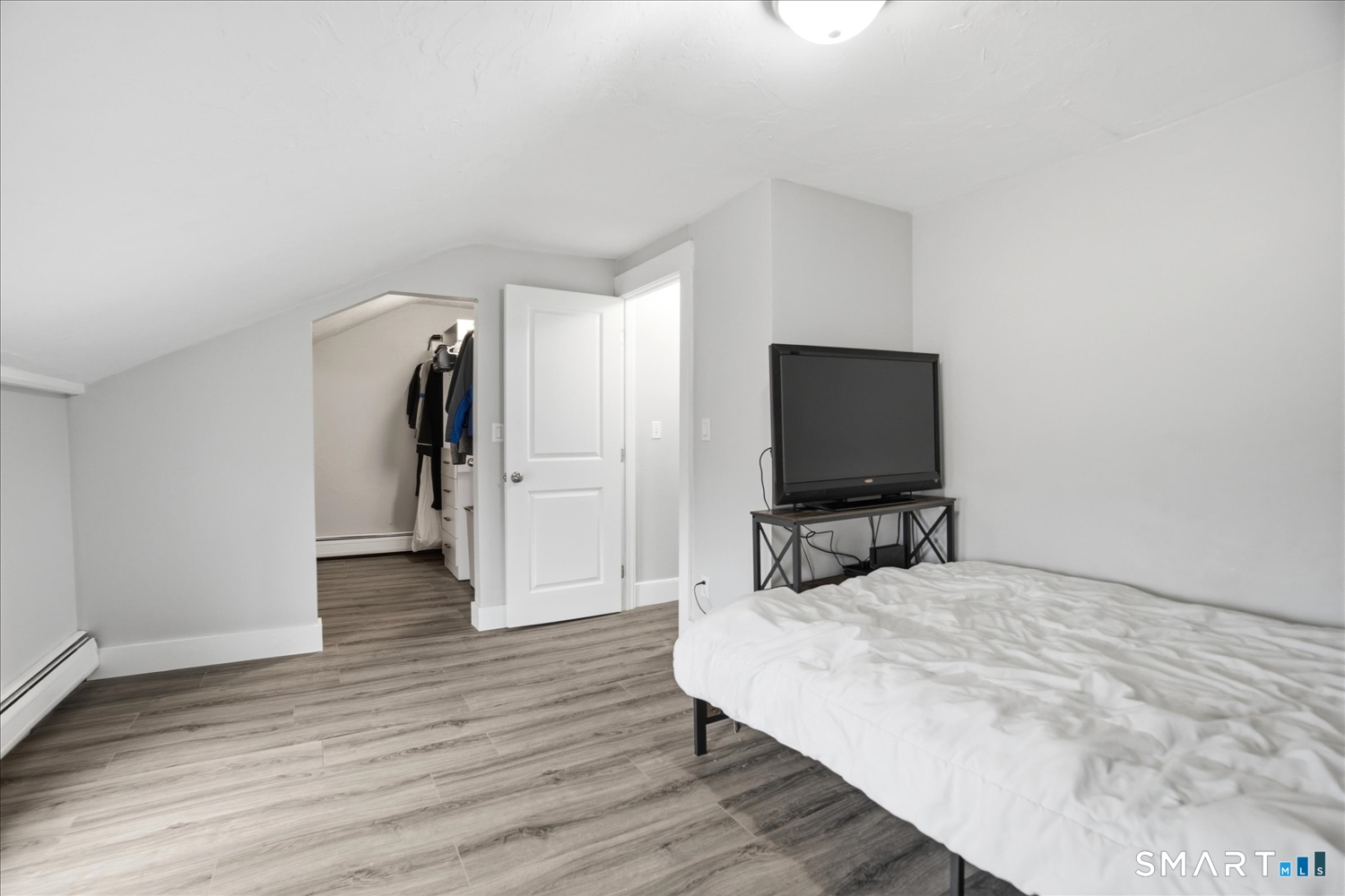 67 Pomfret Street Putnam CT 06260