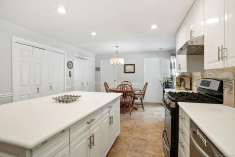 2 Westmoreland Road Ridgefield CT 06877