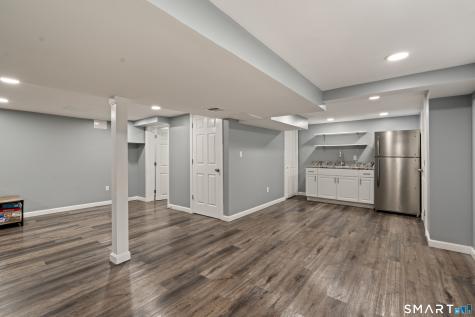 186 Cedar Street Newington CT 06111