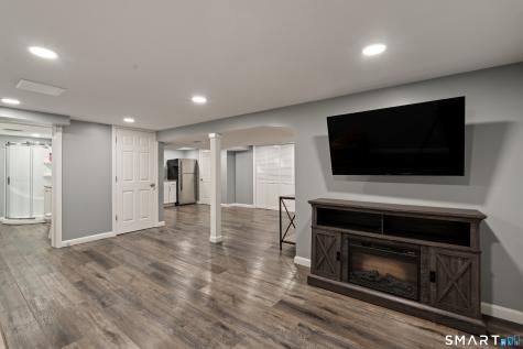 186 Cedar Street Newington CT 06111