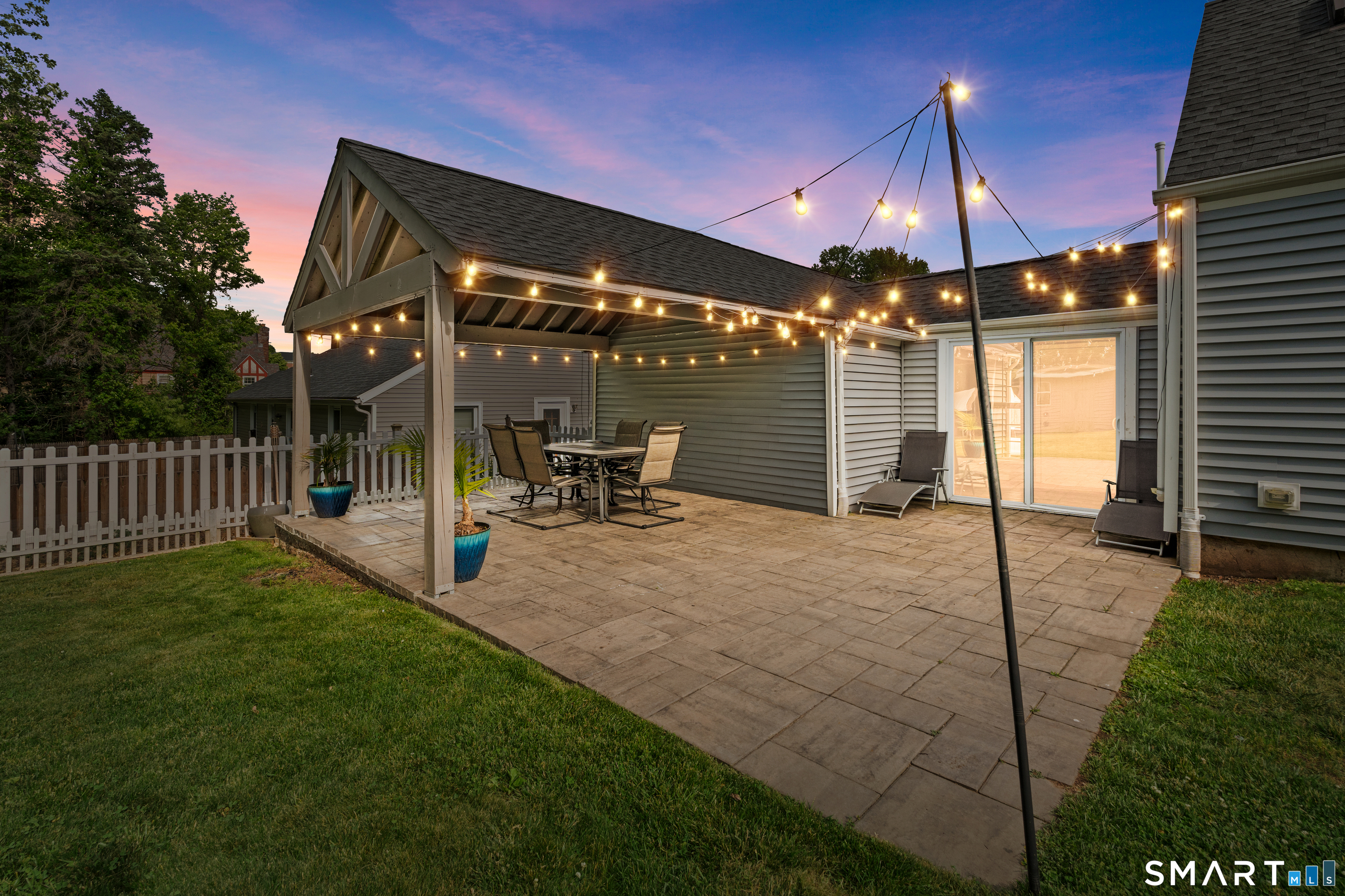186 Cedar Street Newington CT 06111