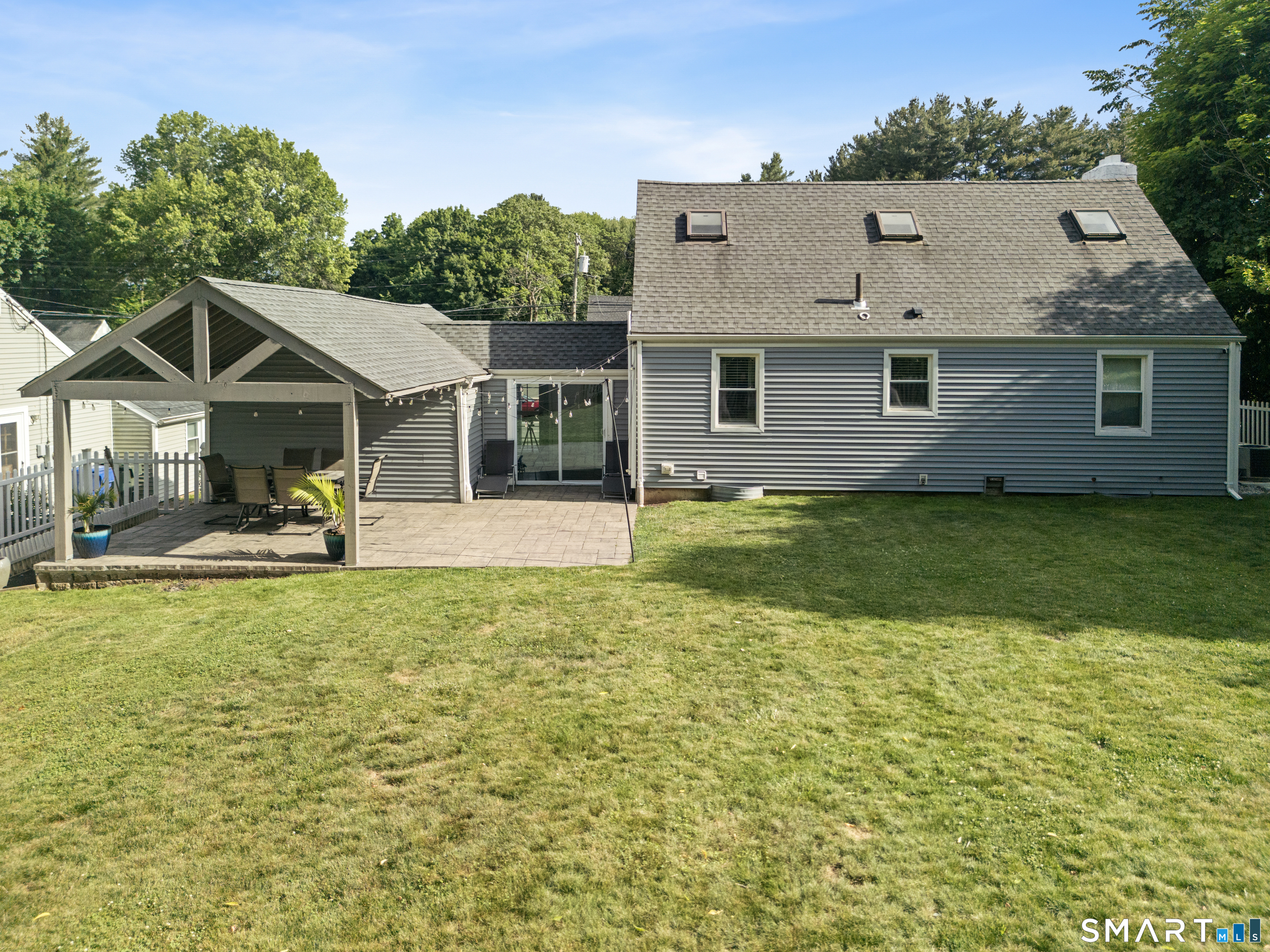 186 Cedar Street Newington CT 06111