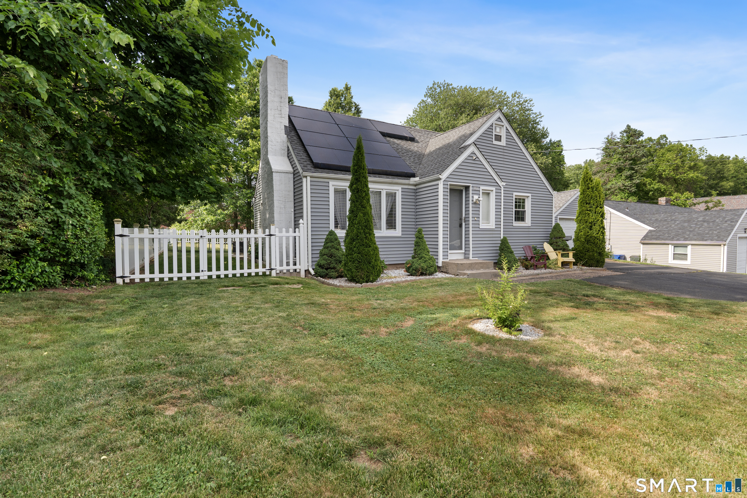 186 Cedar Street Newington CT 06111