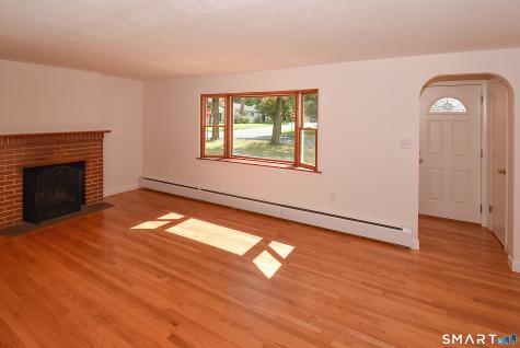 71 Dudley Road Wethersfield CT 06109