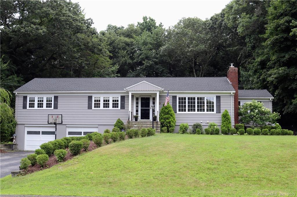 127 Cummings Drive Orange CT 06477
