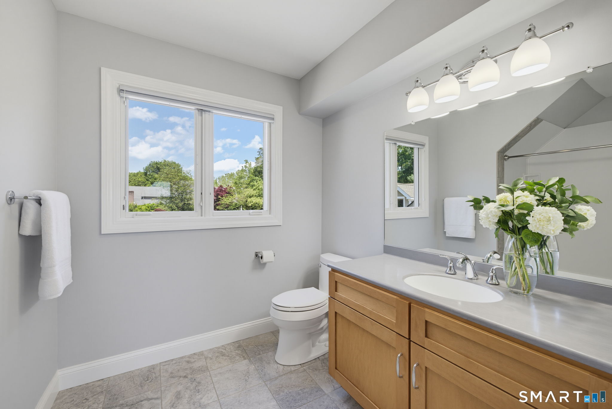 49 Wyngate Drive Avon CT 06001