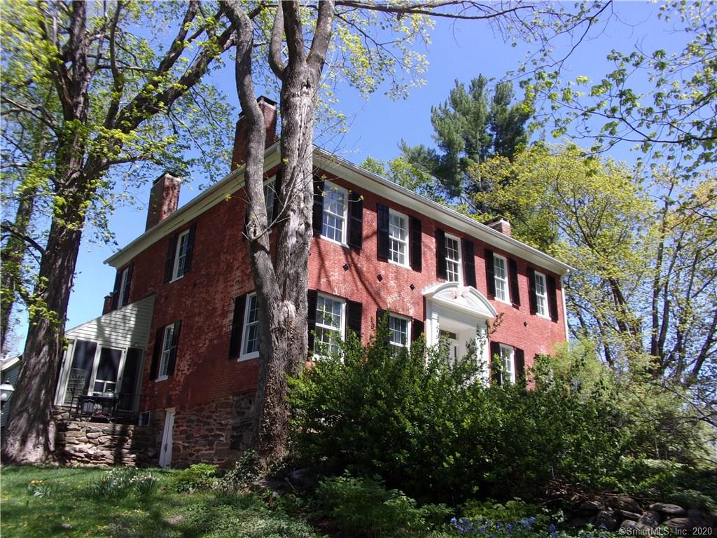 1586 Main Road Granville MA 01034