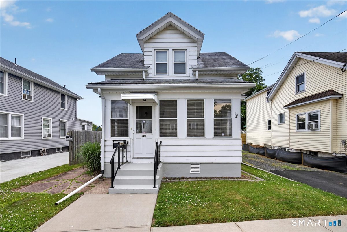 127 Oakley Street New Haven CT 06513