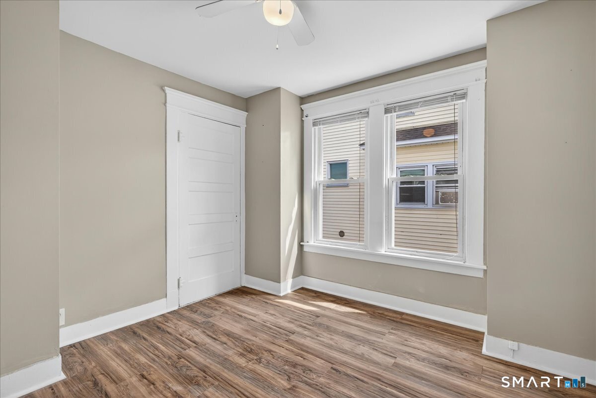 127 Oakley Street New Haven CT 06513