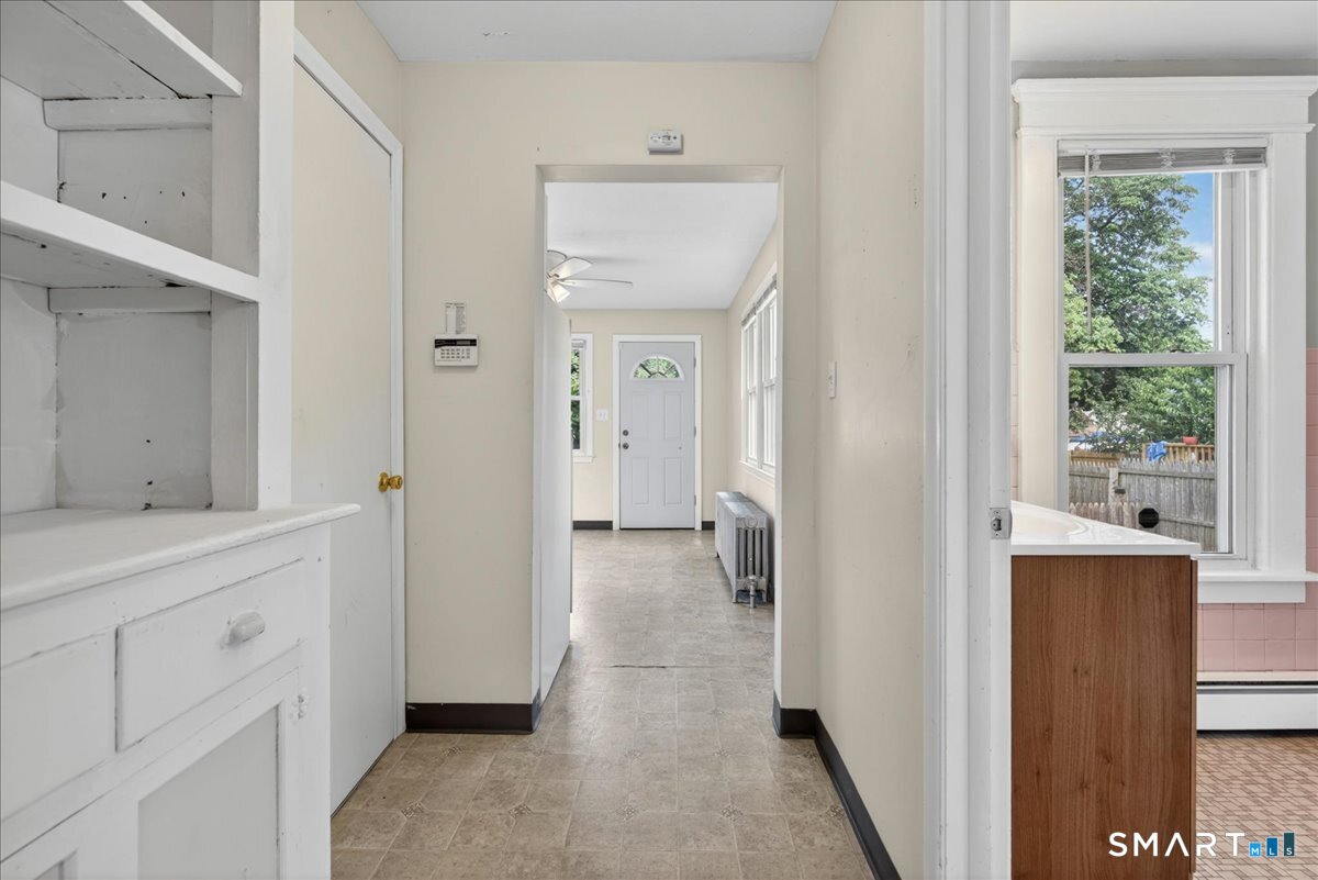 127 Oakley Street New Haven CT 06513
