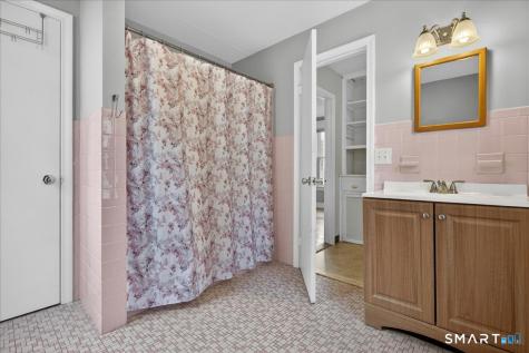 127 Oakley Street New Haven CT 06513