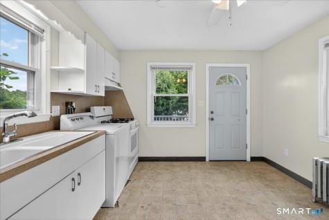 127 Oakley Street New Haven CT 06513