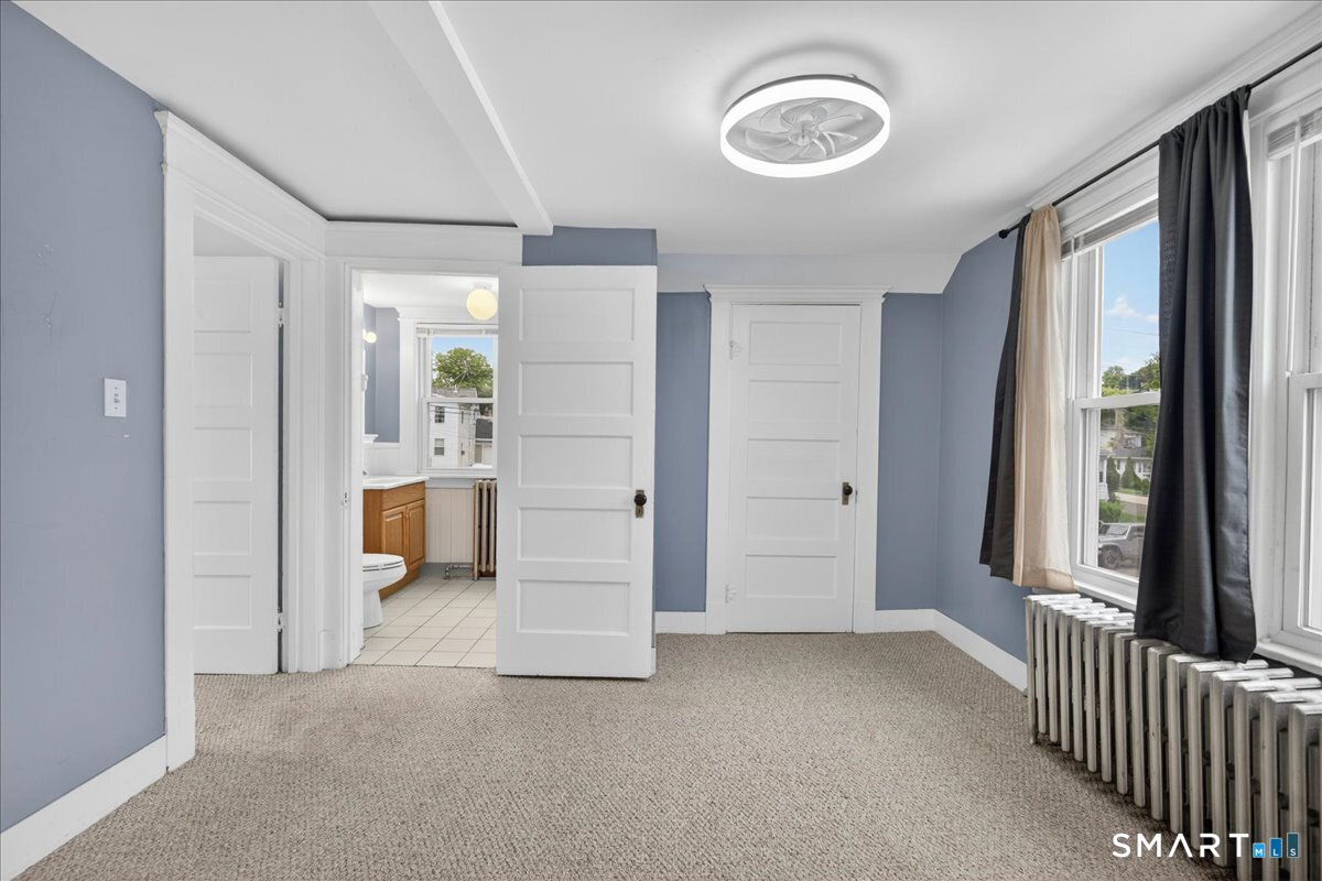 127 Oakley Street New Haven CT 06513
