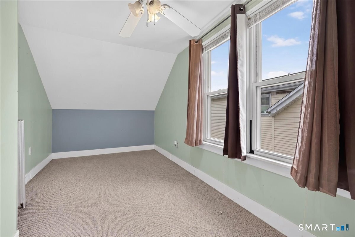 127 Oakley Street New Haven CT 06513