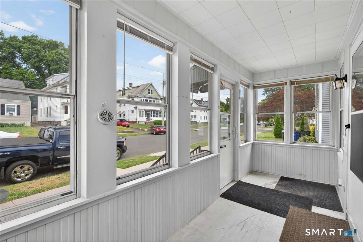 127 Oakley Street New Haven CT 06513