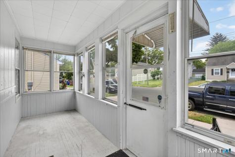 127 Oakley Street New Haven CT 06513