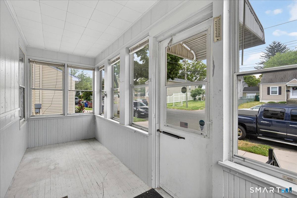 127 Oakley Street New Haven CT 06513