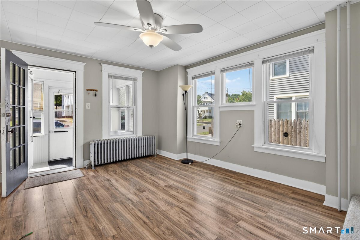 127 Oakley Street New Haven CT 06513