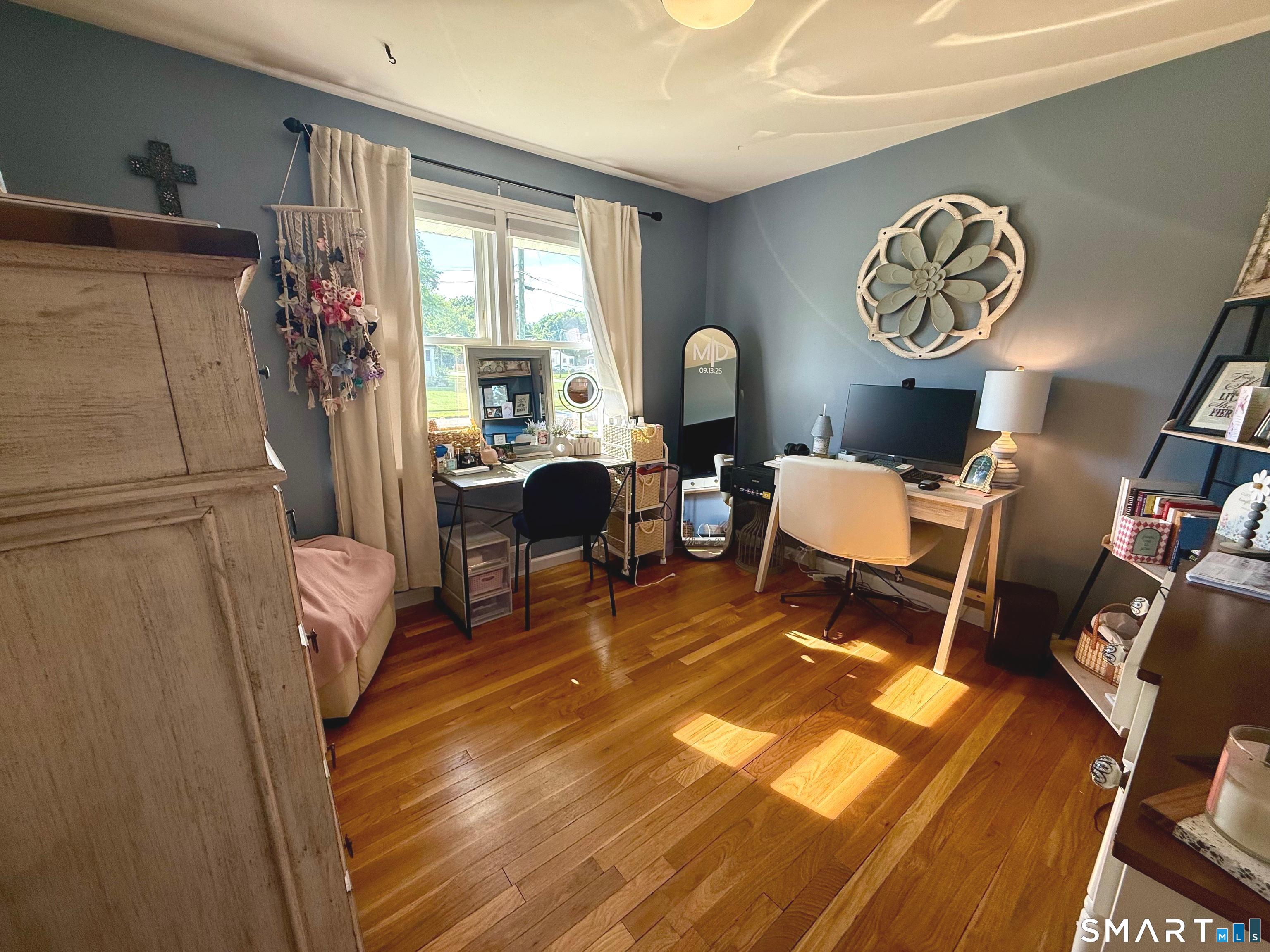 30 Pine River Road North Haven CT 06473