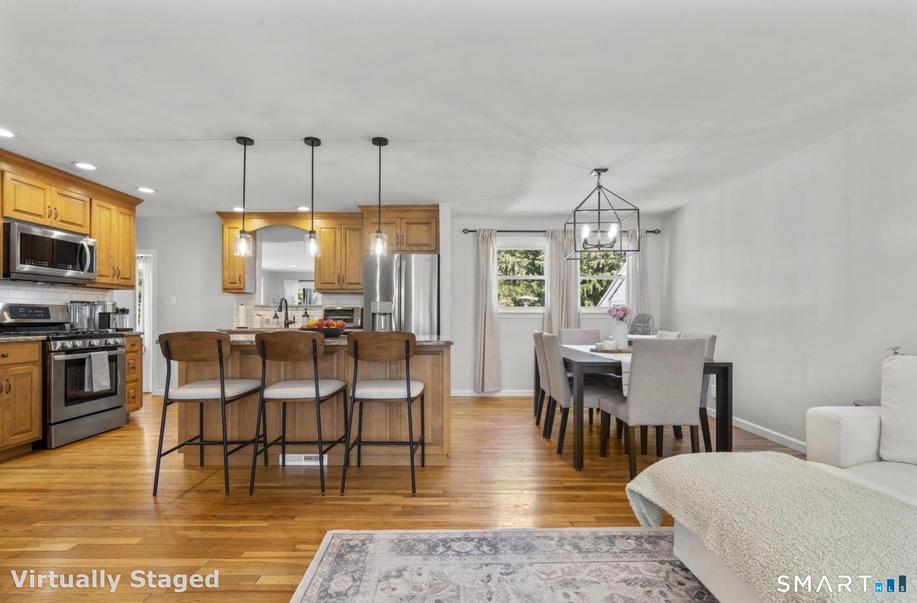 30 Pine River Road North Haven CT 06473