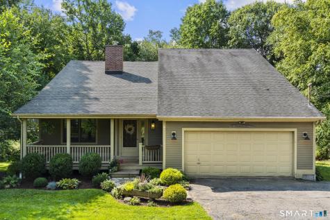 10 Anna Drive Oxford CT 06478