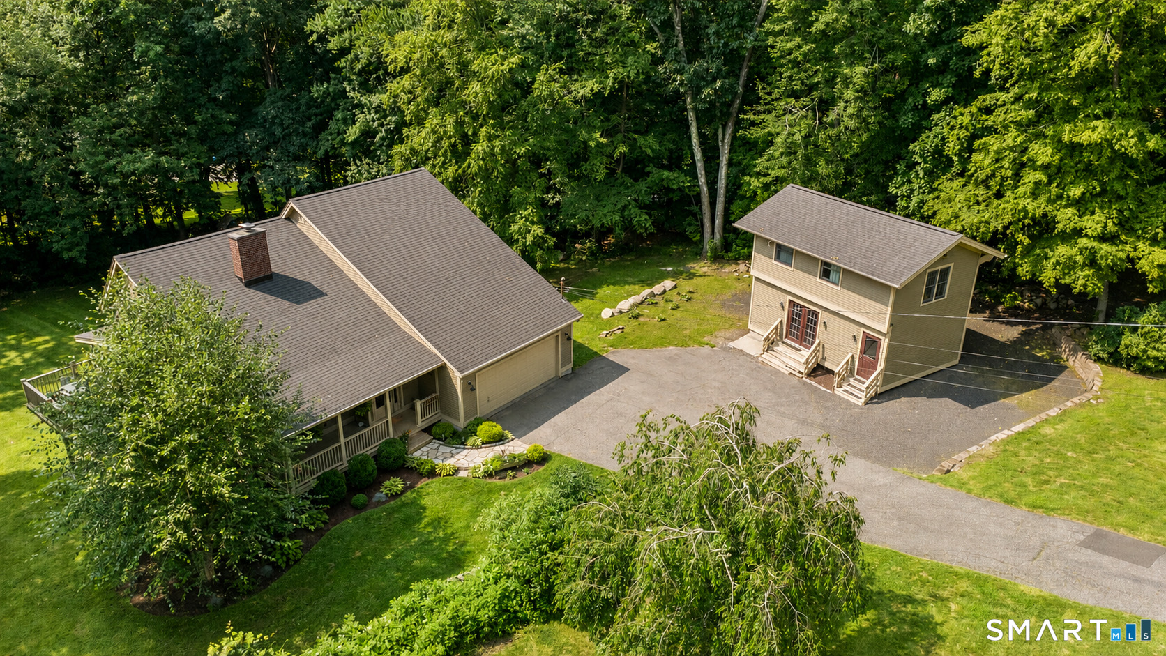 10 Anna Drive Oxford CT 06478