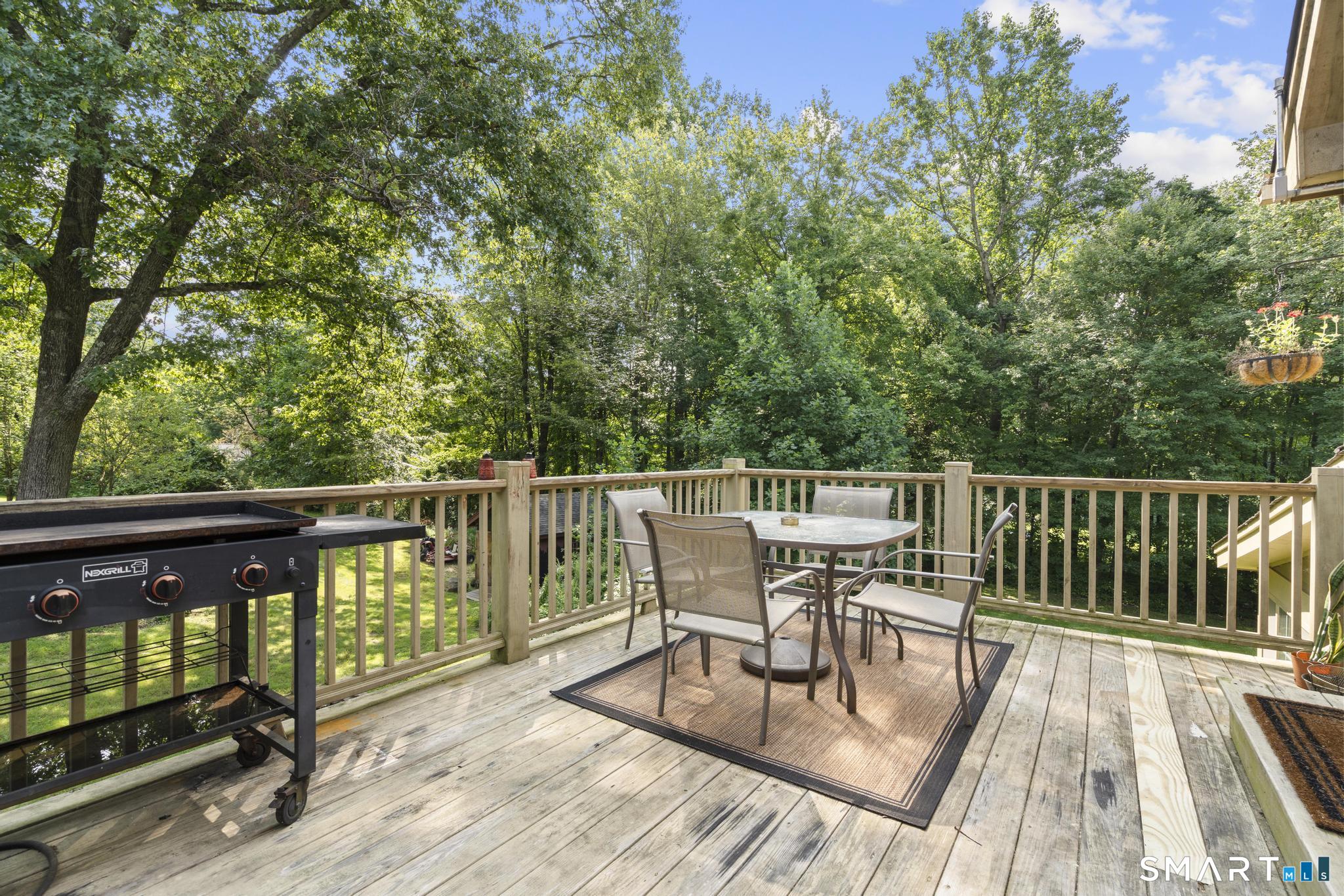 10 Anna Drive Oxford CT 06478
